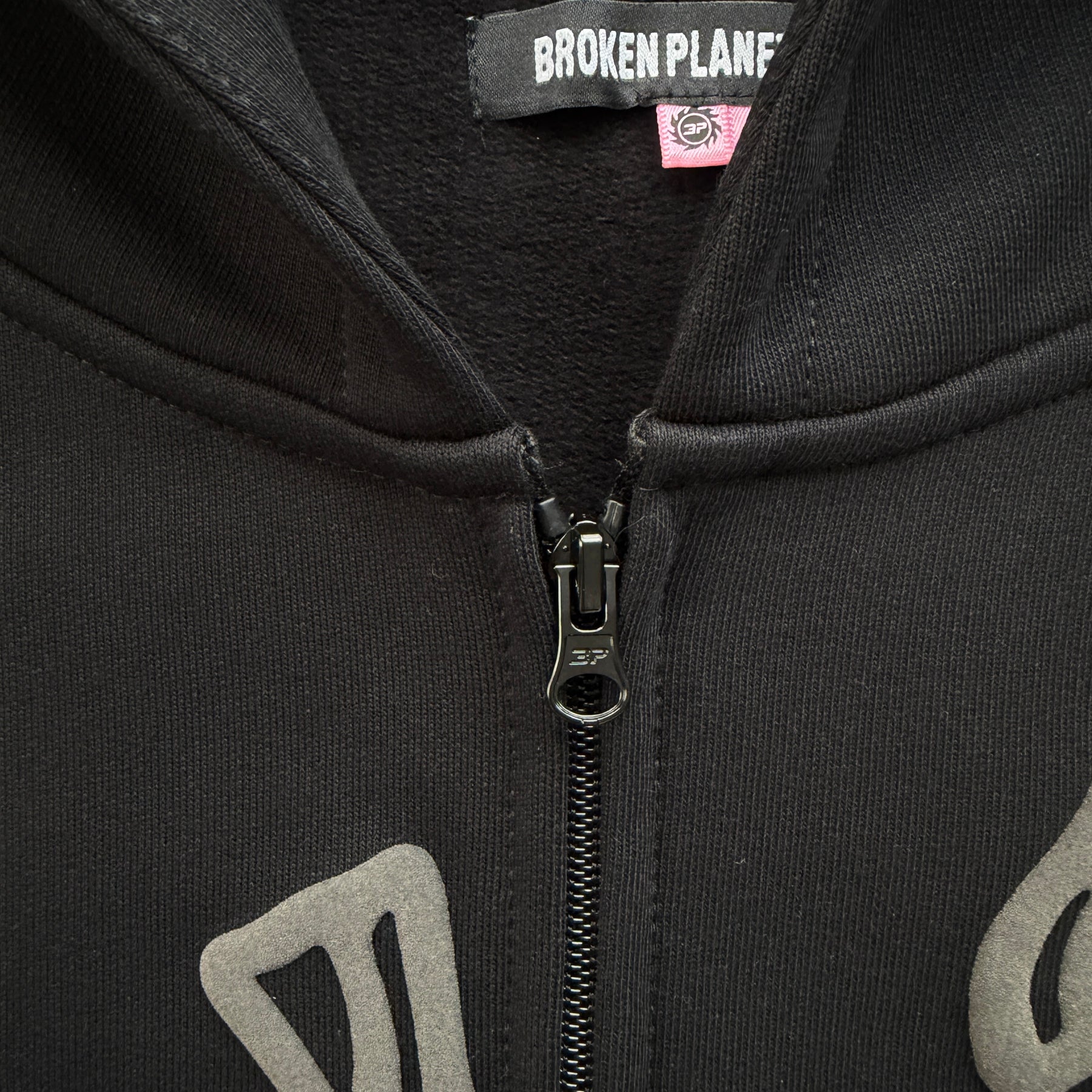 Moletom Broken Planet “BPM Black Hoodie”