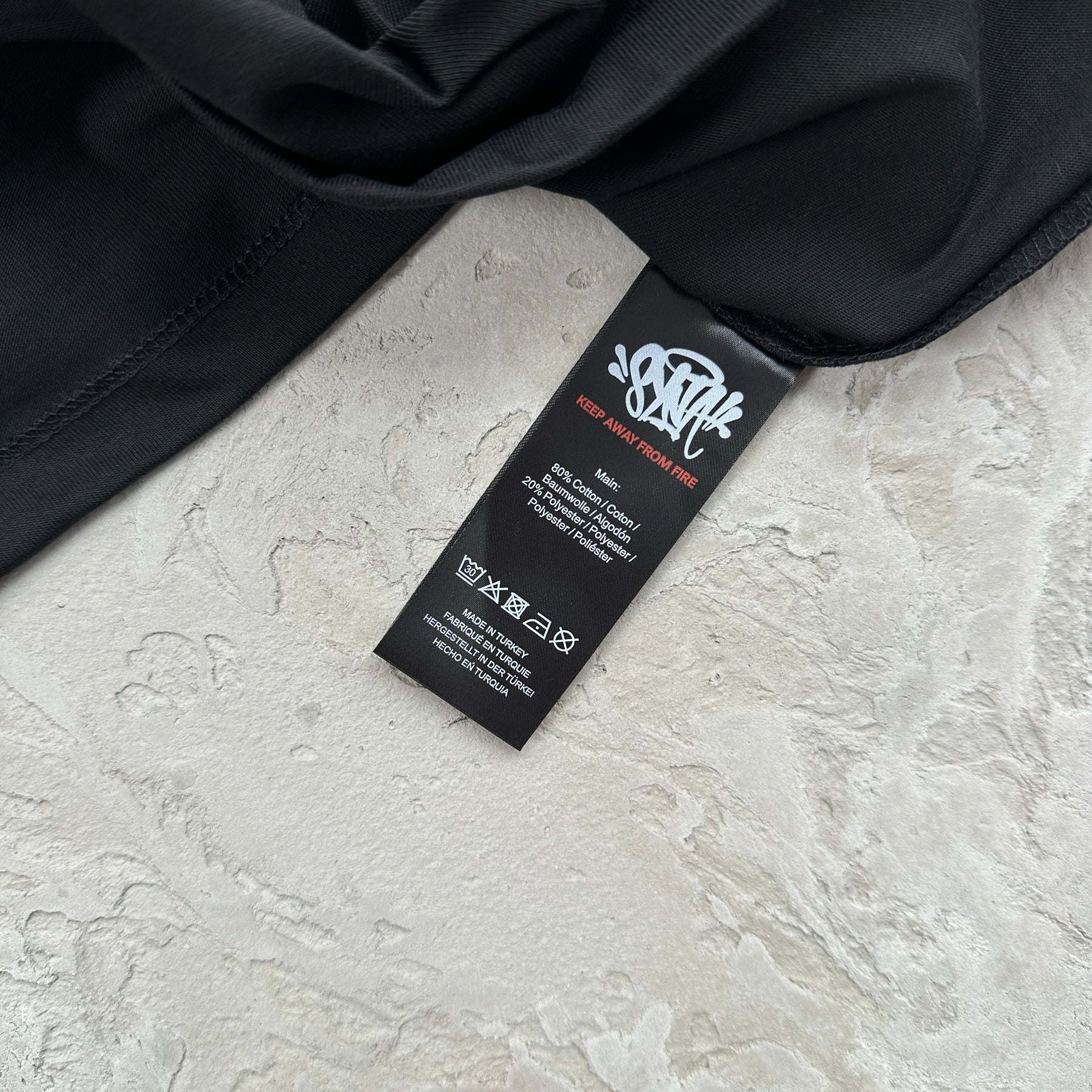 Conjunto Syna World Verão ( Preto e Dourado )