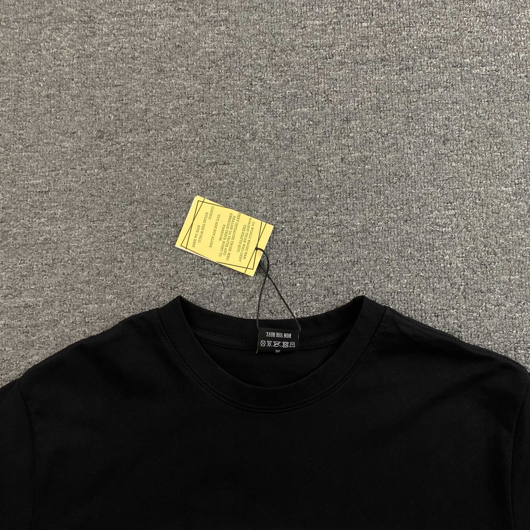 Camisa Corteiz “Famous” ( Preta )