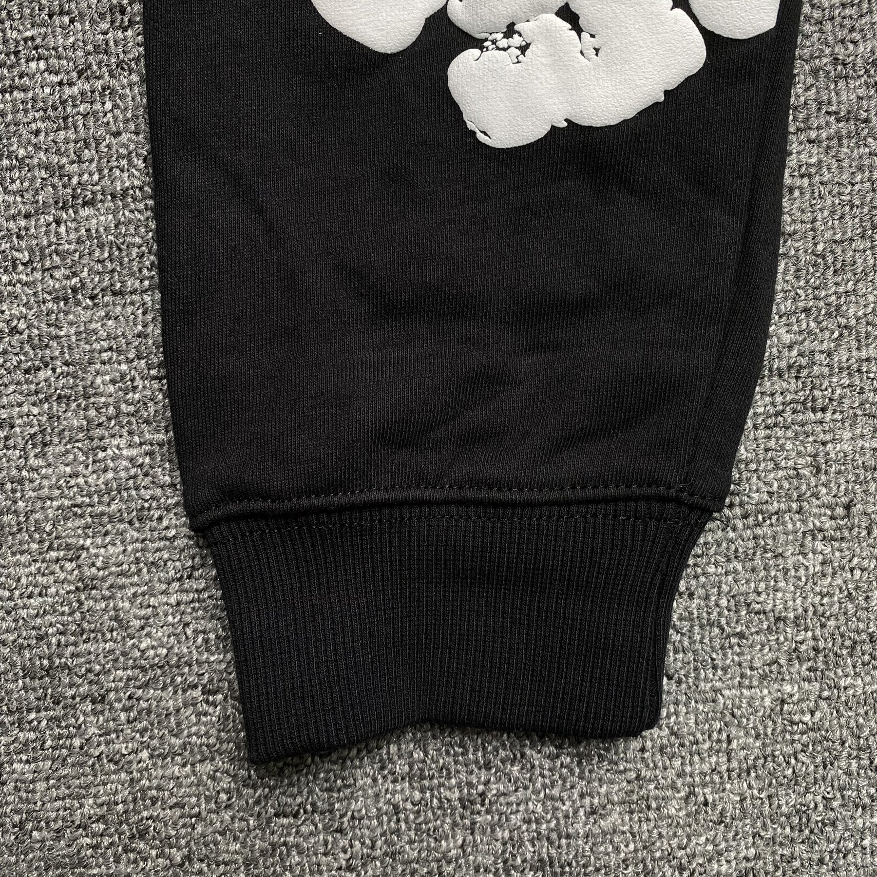 Conjunto Denim Tears ( Preto com Branco )