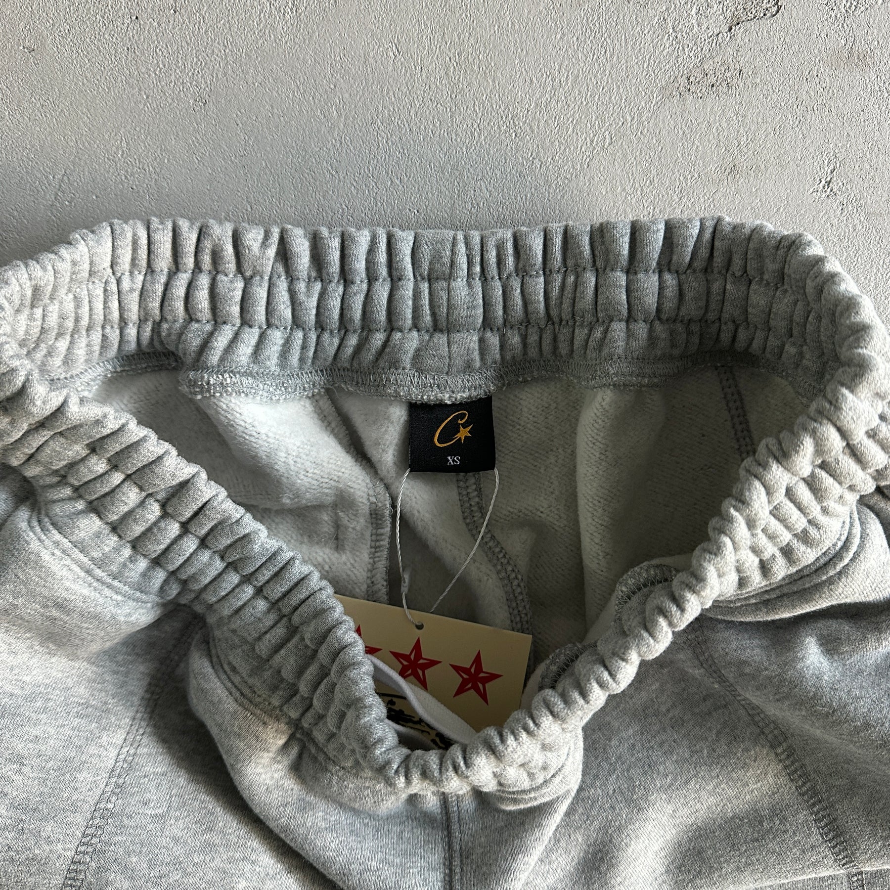 Conjunto Corteiz “ HMP 3 Star ” ( Cinza )