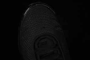 Air Max DN “Metalic Black