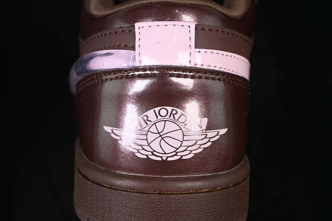 Air Jordan 1 Low "Valentine's Day Chocolate”