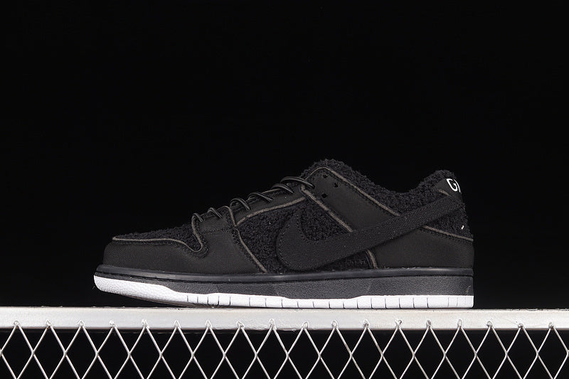 Dunk “Gnarhunters”