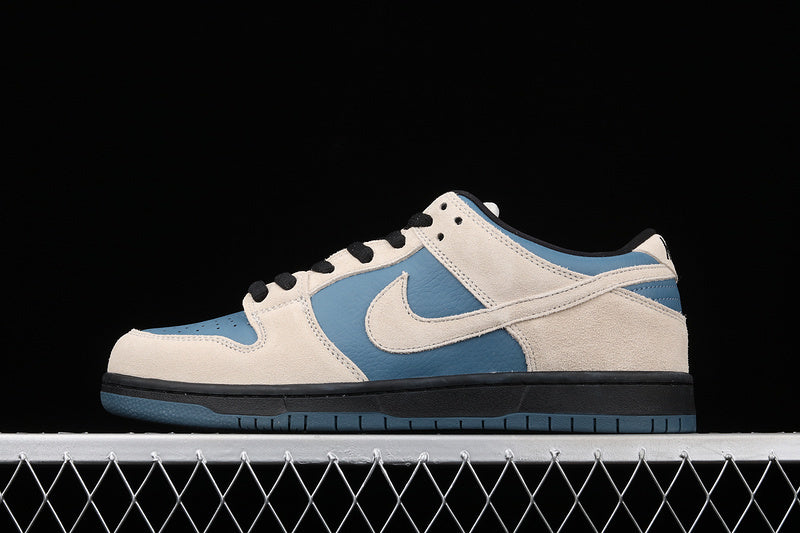 Dunk “Thunderstorm”