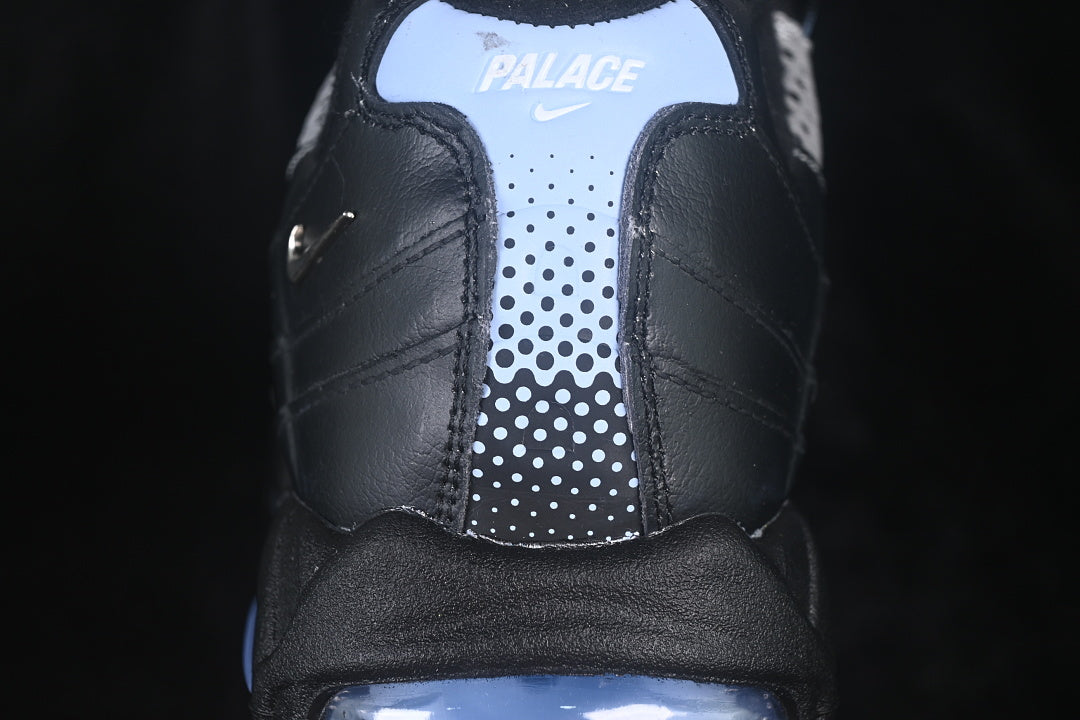 Air max 95 x Palace “Metallic Silver Aluminum”