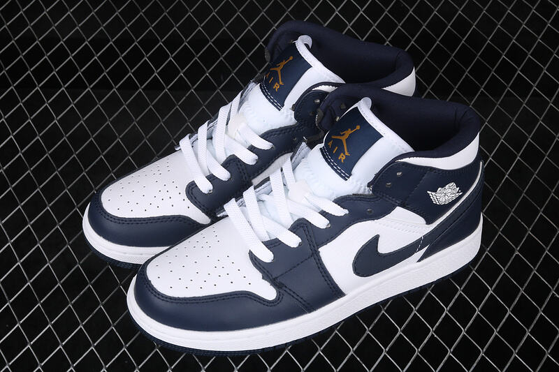 Jordan 1 High “Obsidian”