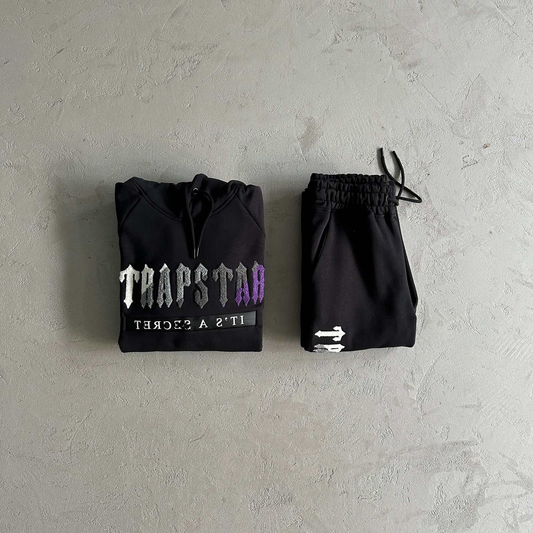 Conjunto Trapstar “Decdoded Chenille 2.0”