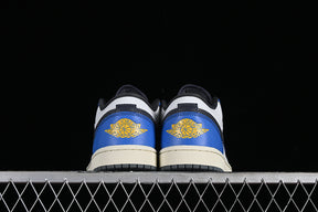 Air Jordan 1 Low "Flight Vintage”