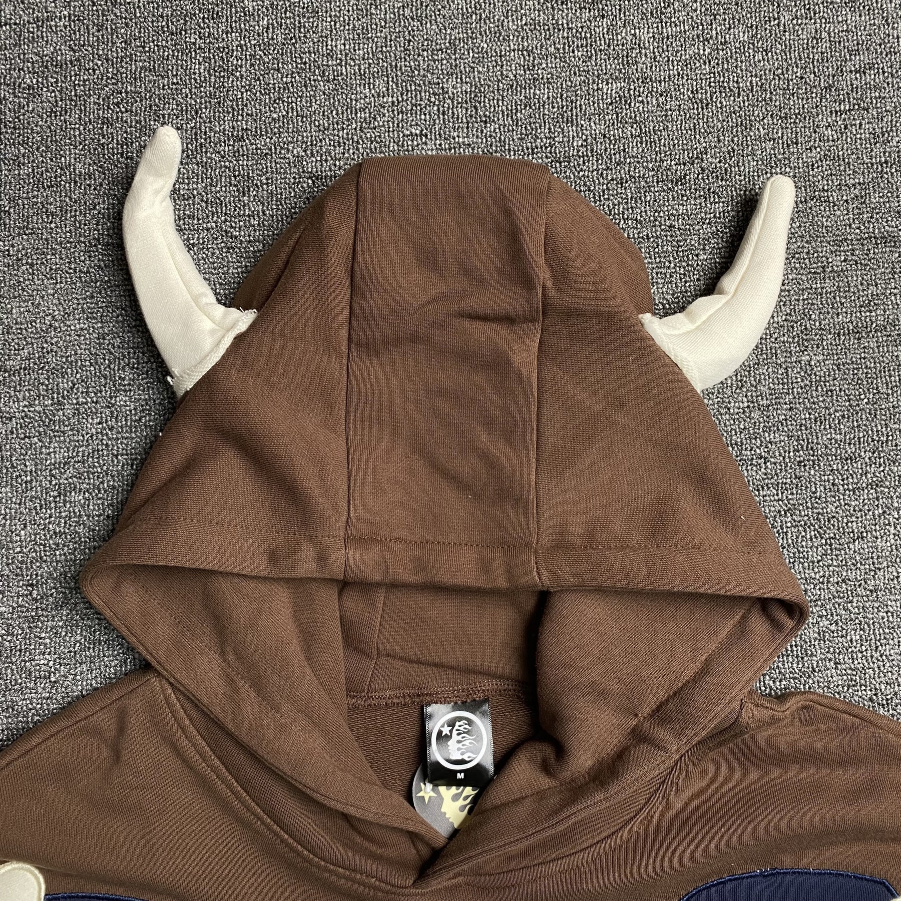 Moletom Hellstar “Horn”