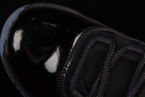 Air Jordan 11  “Cap and Gown”