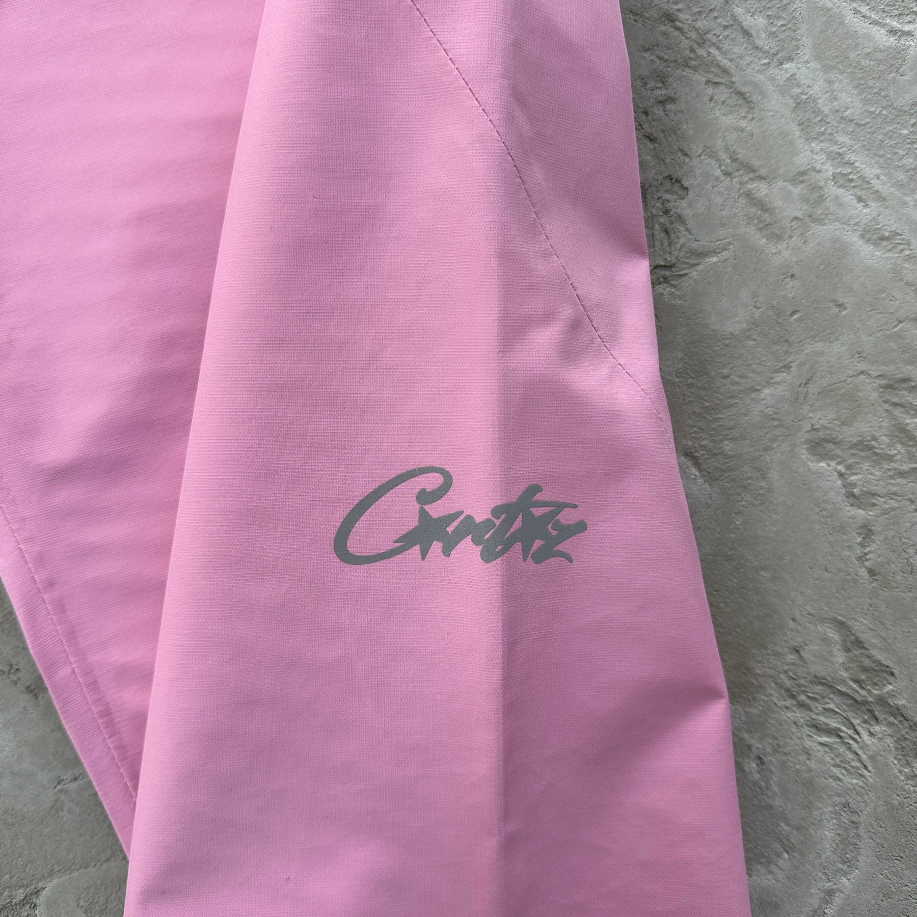 Calça Corteiz “Track Pink Pants”