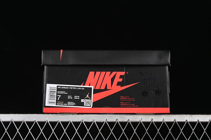 Air Jordan 1 Low "Obsidian”