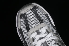 Vomero 5 “Cool Grey"