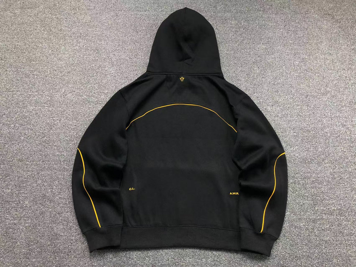 Conjunto Nocta x Nike “University Gold”