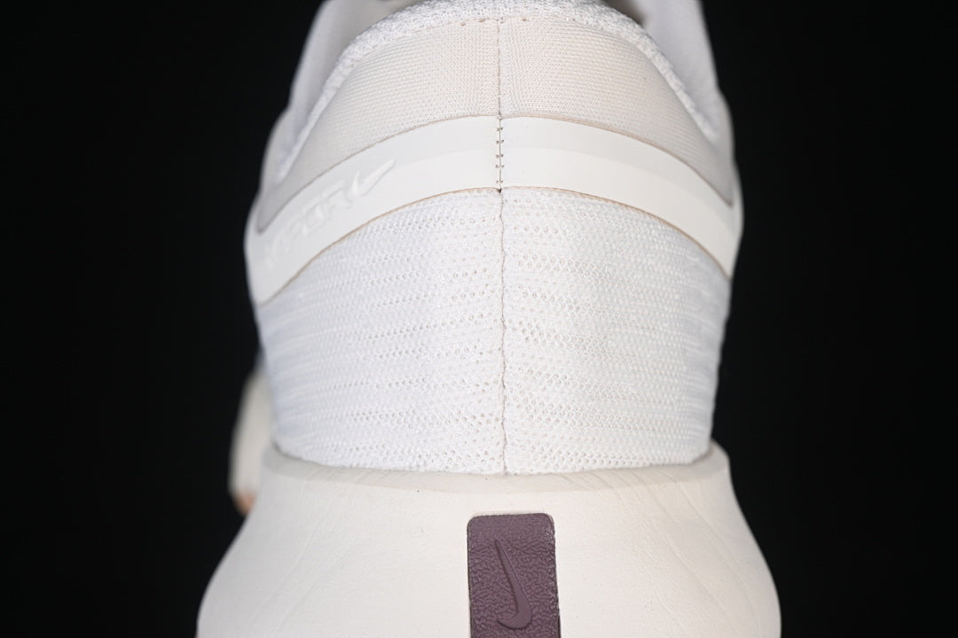 Zoom Vapor Pro 3 “Pale Ivory”