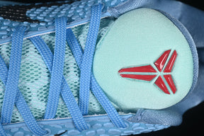 Nike Kobe 6 “Ice Grinch”