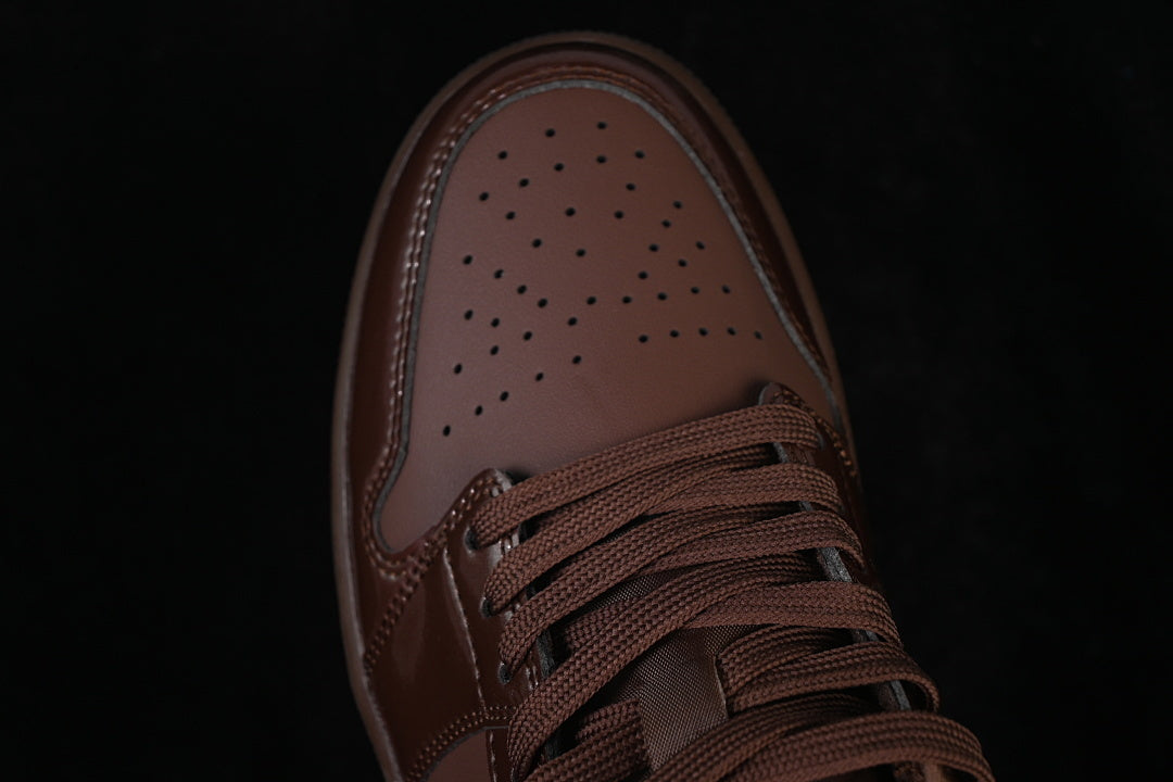 Air Jordan 1 Low "Valentine's Day Chocolate”