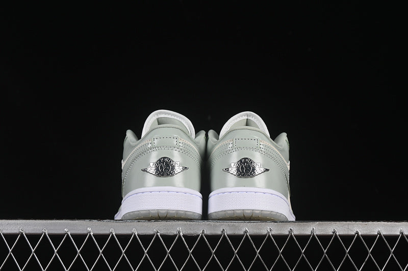 Air Jordan 1 Low “Seafoam Sail”