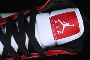 Air Jordan 1 High “Mid Chicago White Heel”