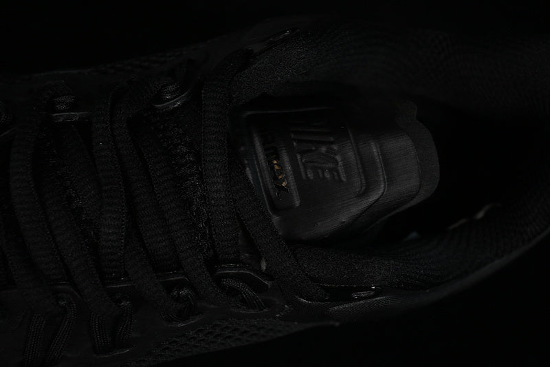 Air max 2013 “All Black”