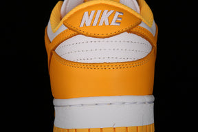 Dunk “Laser Orange”