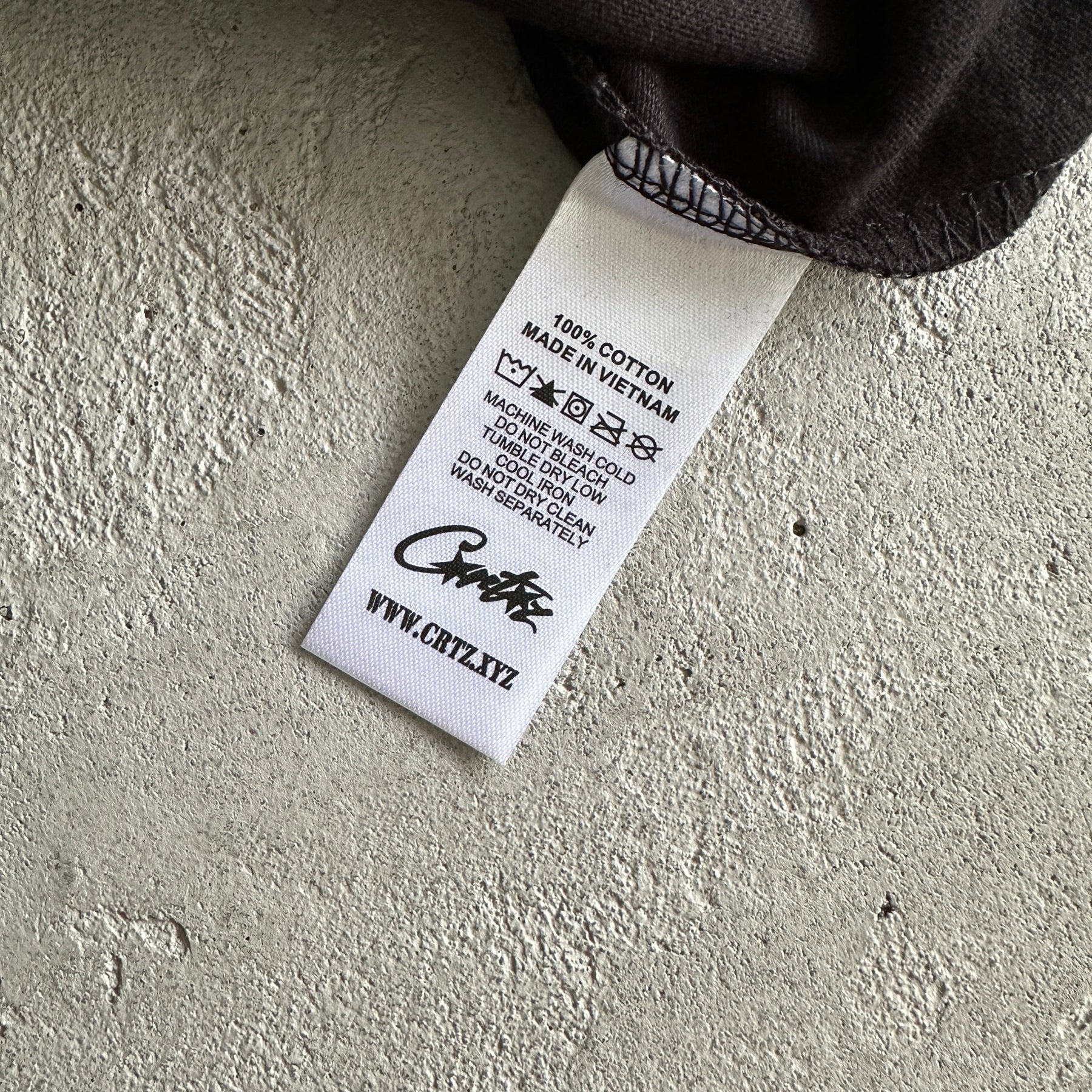 Camisa Corteiz ”Italia” ( Preta )