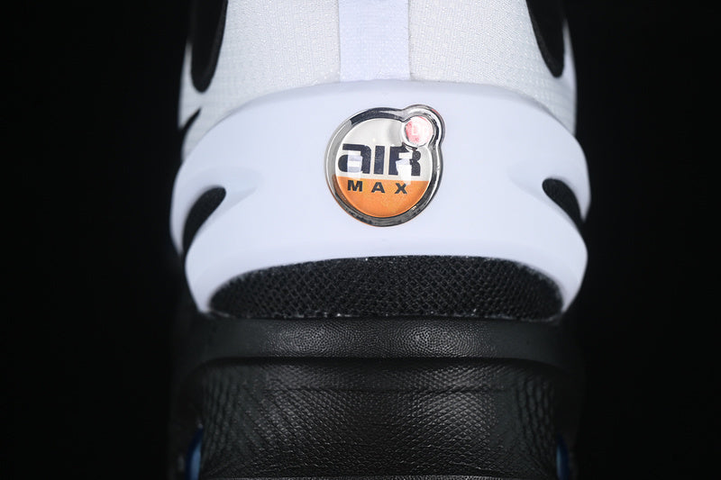 Air Max DN8 “Panda”