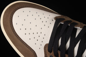 Jordan 1 x Travis Scott