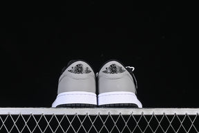 Air Jordan 1 Low “Shadow”
