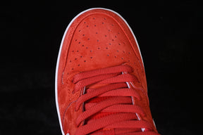 Dunk “Ishod Wair University Red”