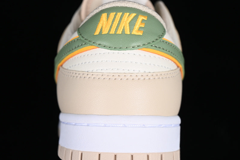 Dunk “Light Tan”