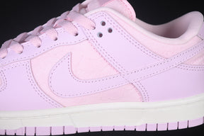 Dunk “Regal Pink”
