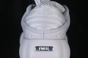 Nike mind 002 “Light Smoke Grey”