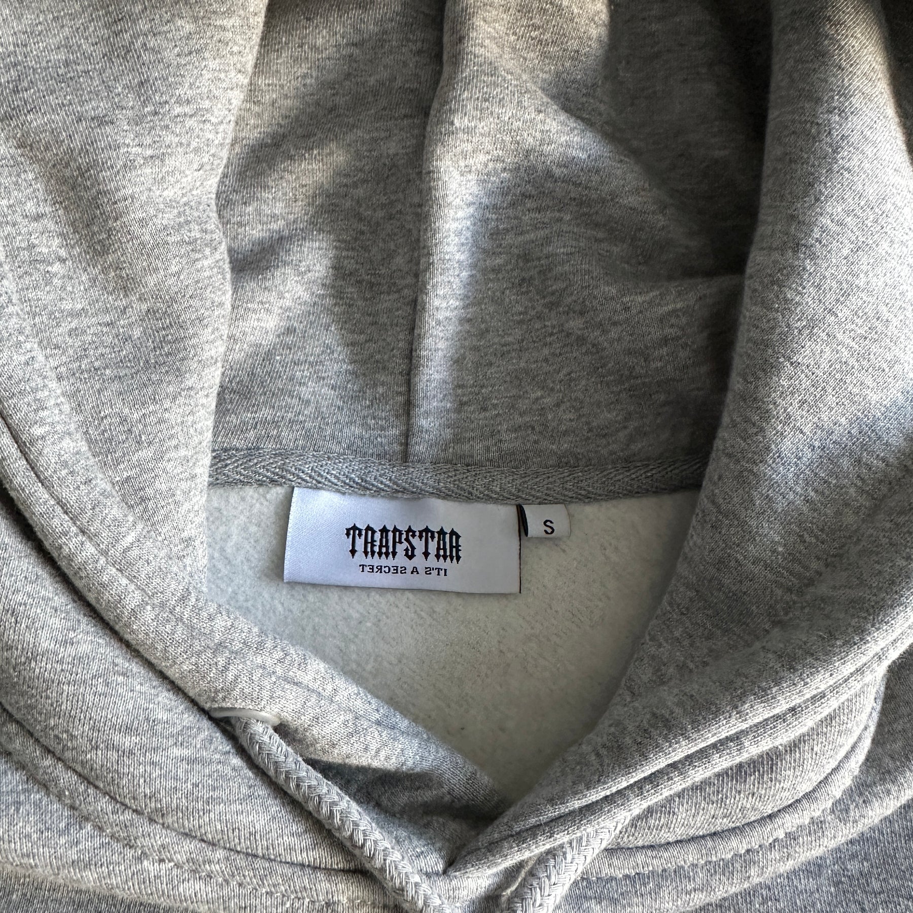 Conjunto Trapstar “Shooters Technical” ( Cinza )