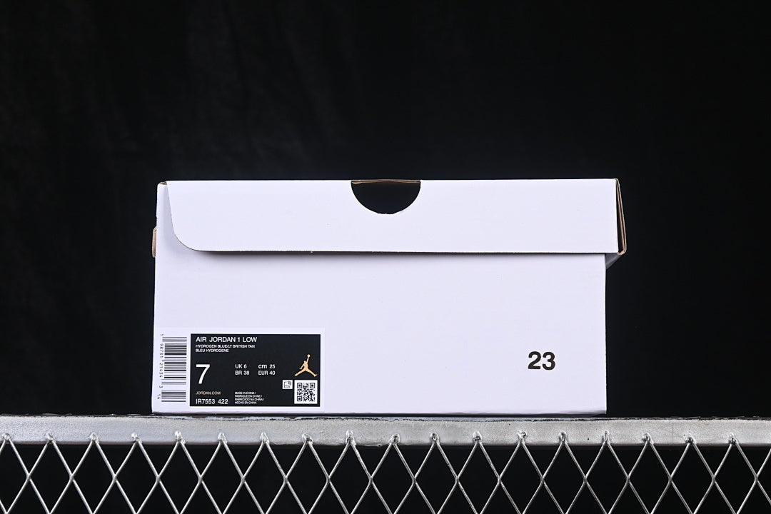 Air Jordan 1 Low "Pinstripe Pack”