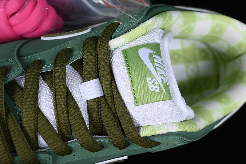 Dunk x Concepts “Low Green Lobster”