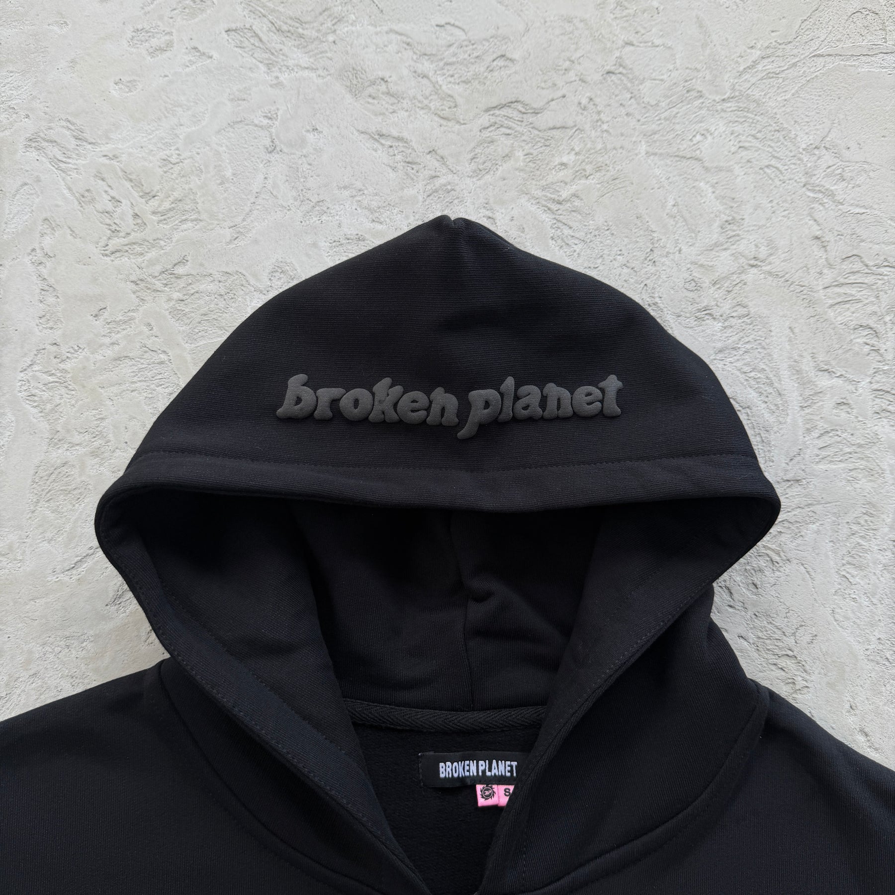 Moletom Broken Planet “BPM Black Hoodie”