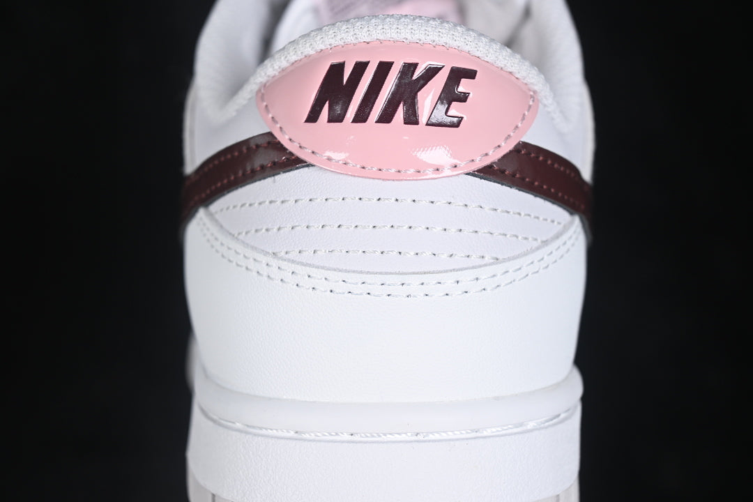 Dunk “Plum Chalk”