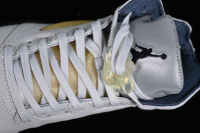 Air Jordan 5 x A Ma Maniére “Photon Dust”