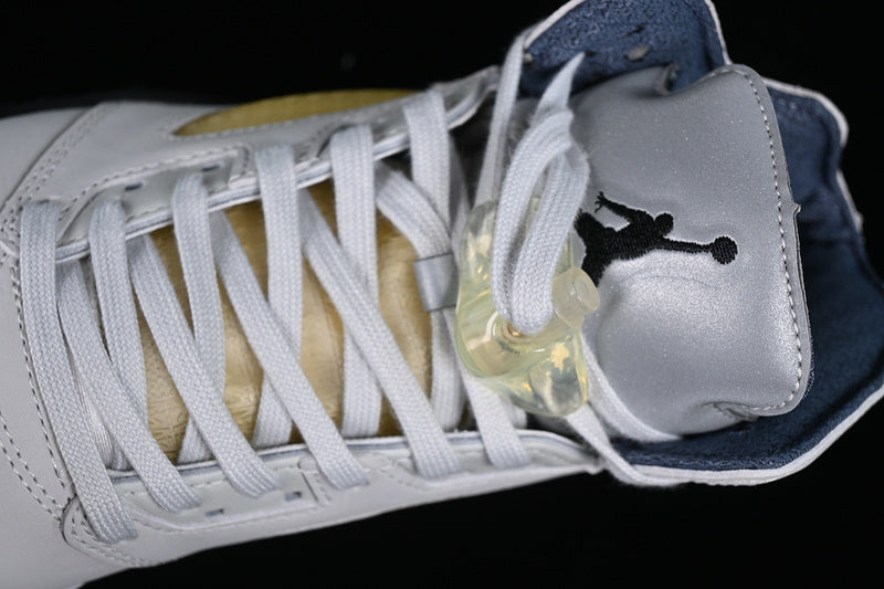 Air Jordan 5 x A Ma Maniére “Photon Dust”