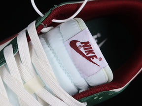 Dunk “Gorge Green”