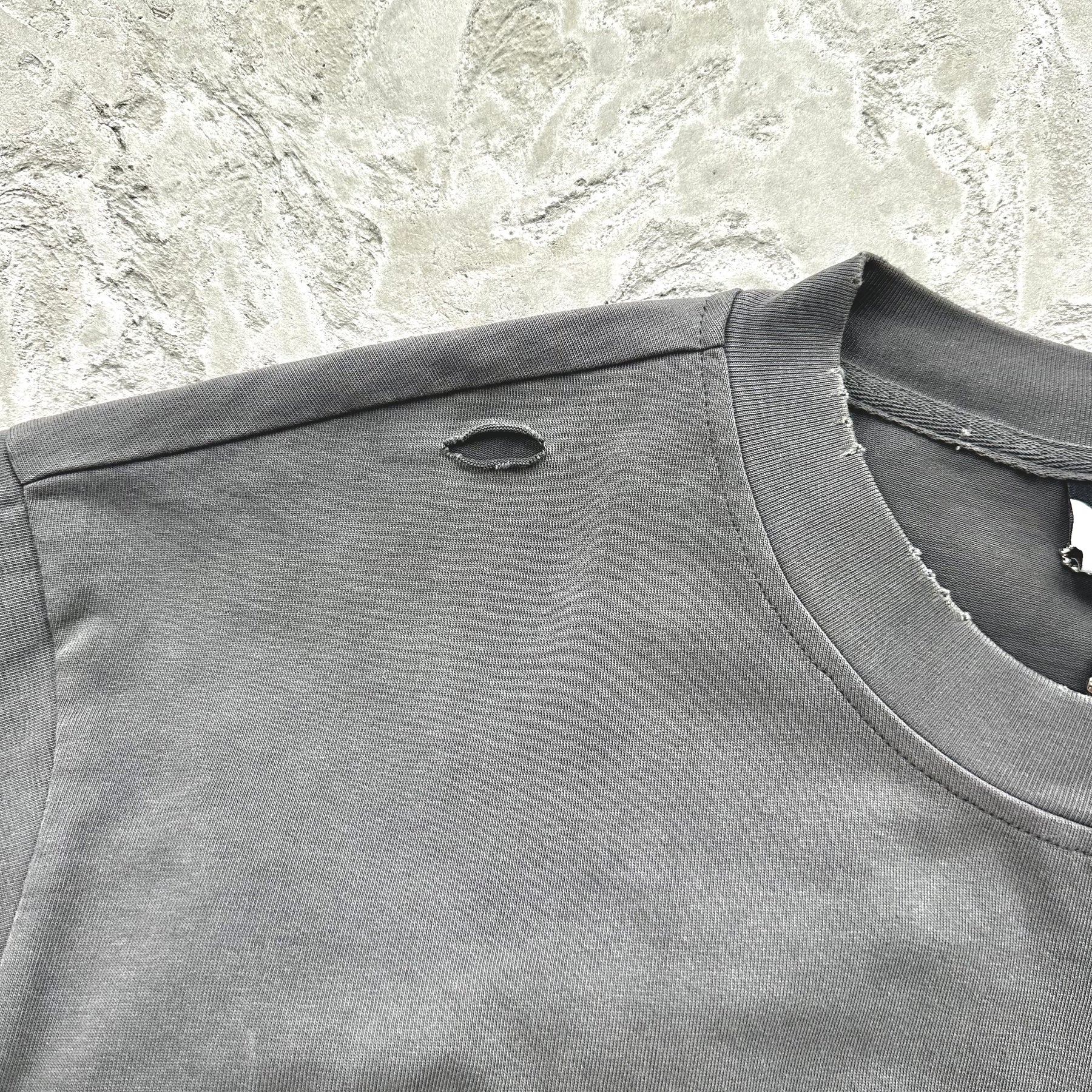 Camisa Mertra Manga longa “Fake Two-Piece” ( Cinza )