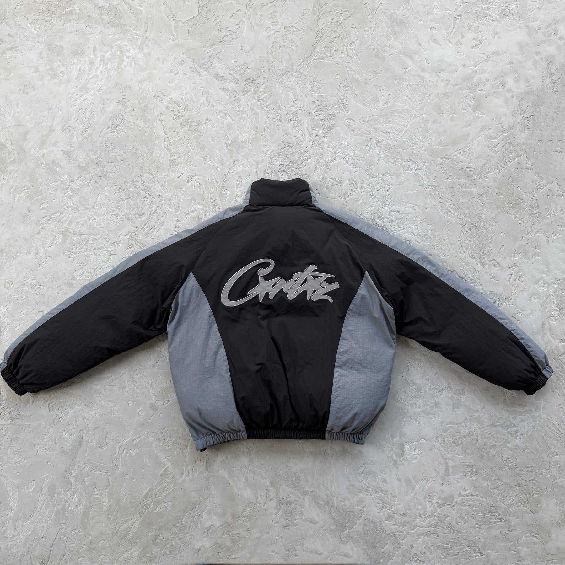 Casaco Corteiz “Avalanche Bolo Jacket