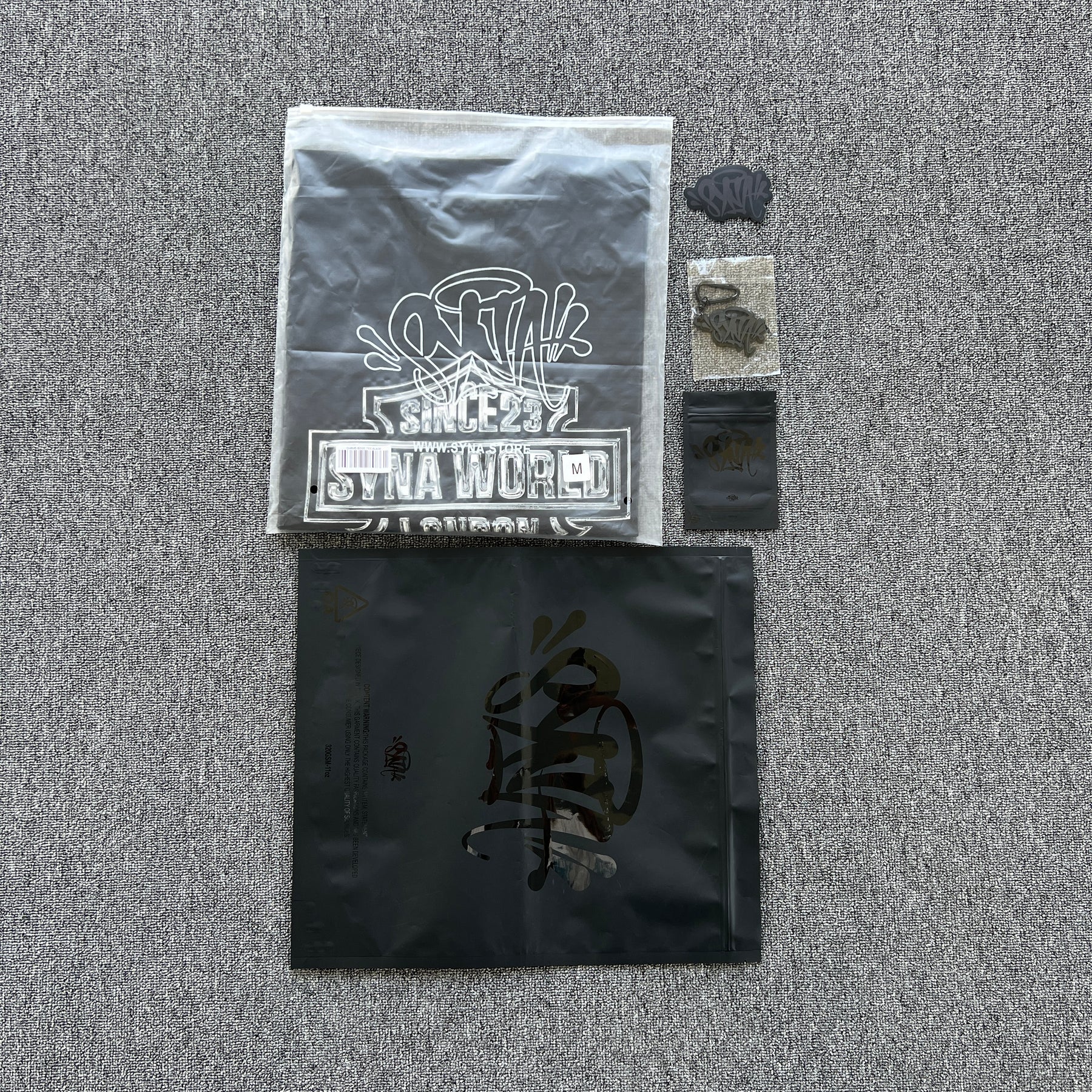 Camisa Syna World “CHRME BDGE”