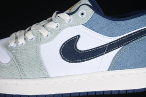 Dunk “Denim Star Blue”