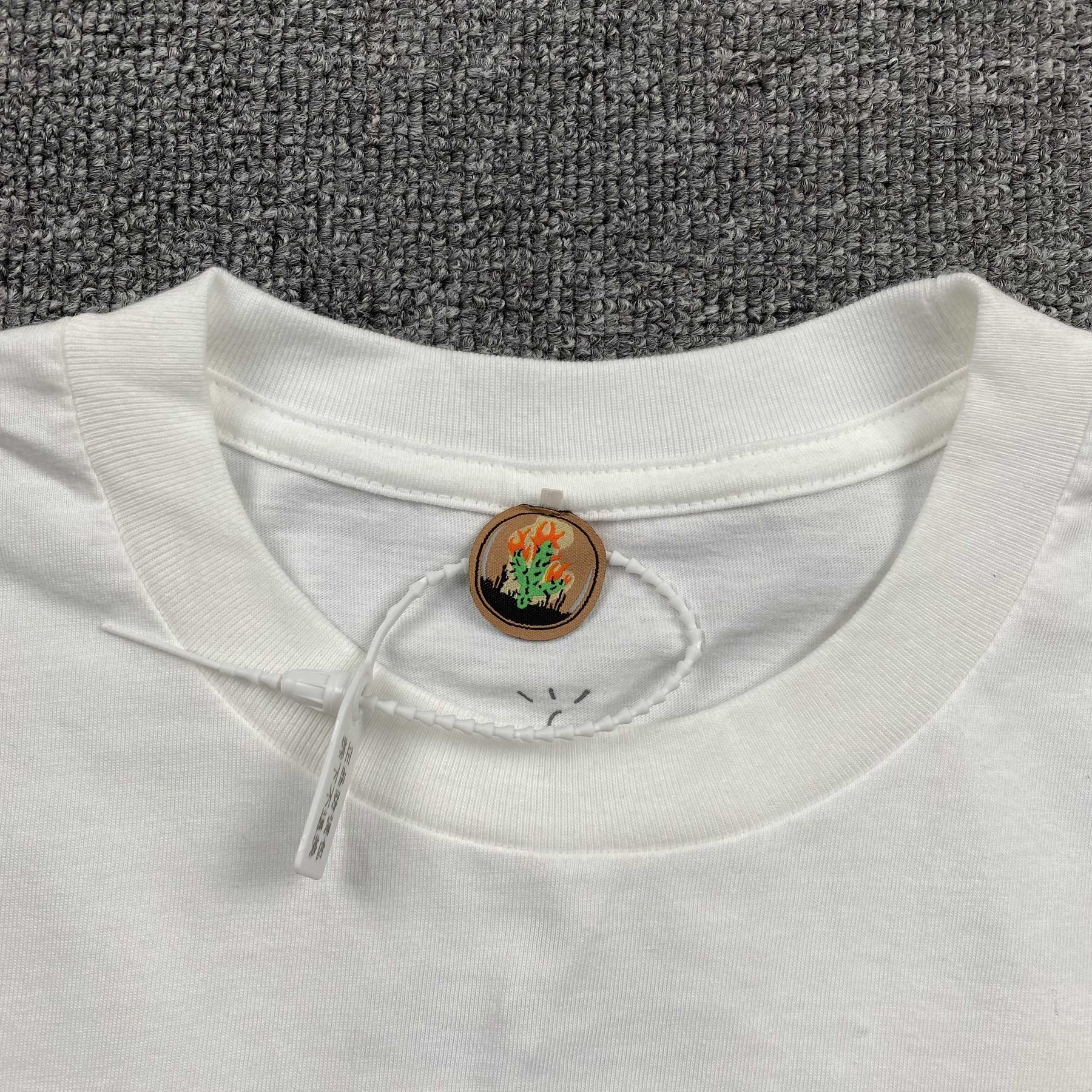 Camisa Cactus Jack “Devil” ( Branca )