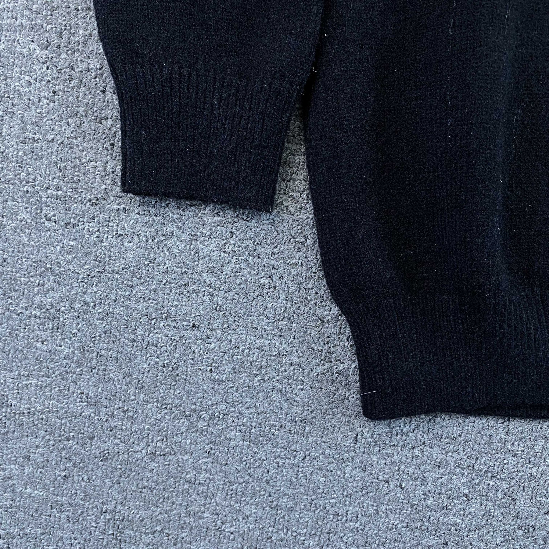 Sueter Corteiz “Gradient Half Knit”