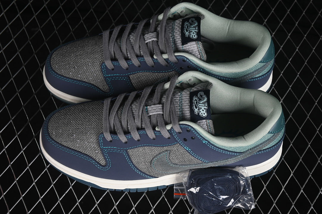 Dunk “Dark Obsidian”