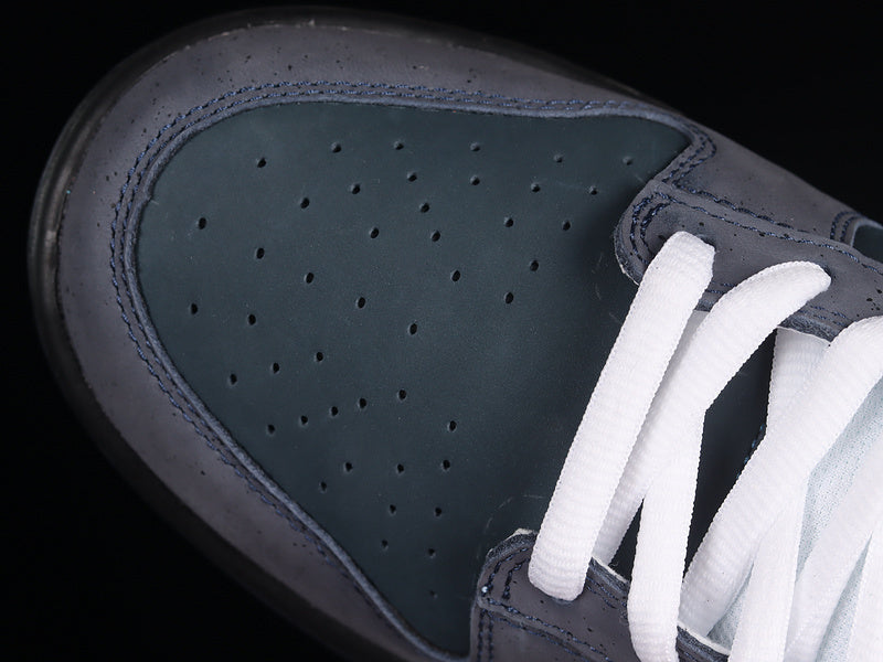 Dunk “Lobster Nightshade”